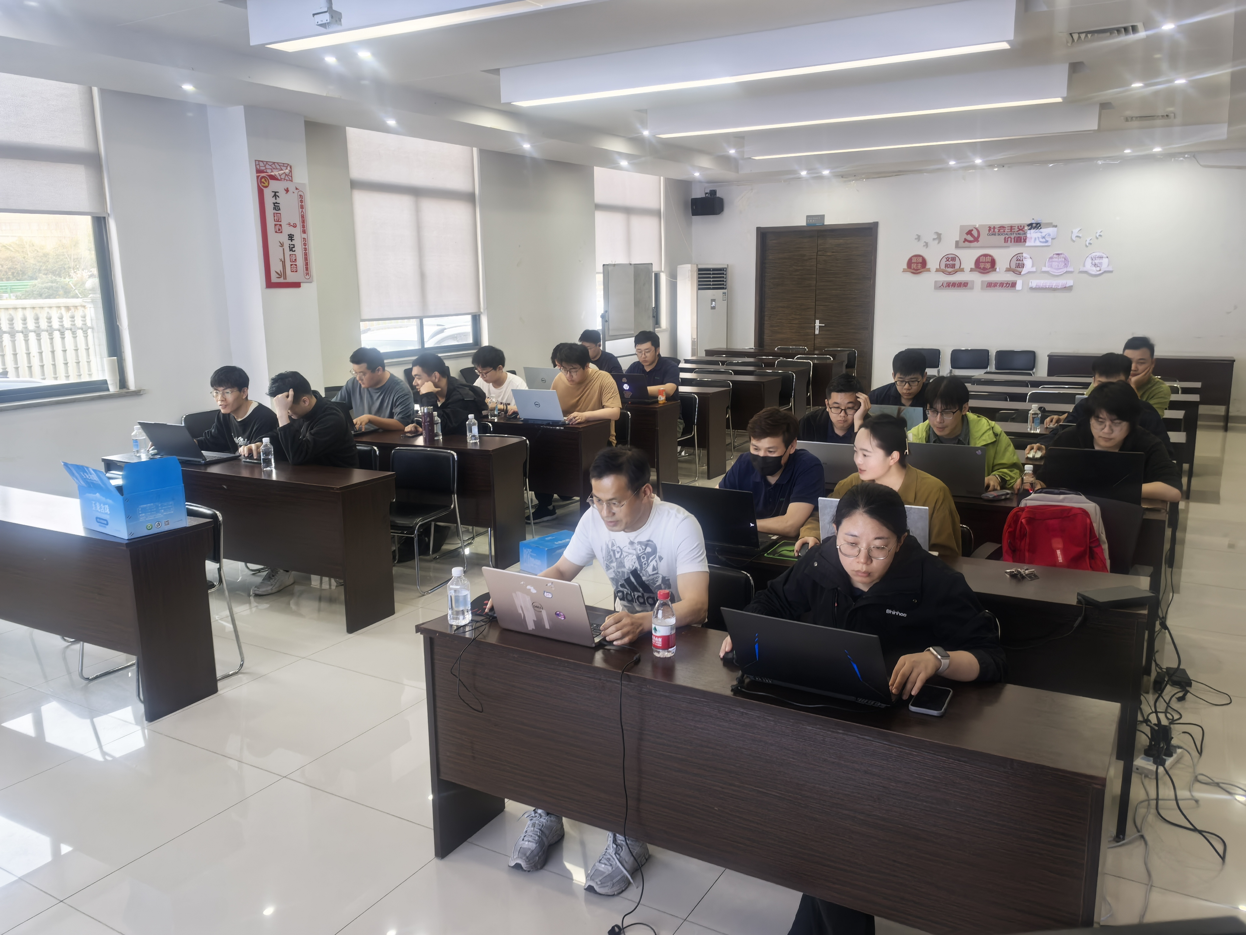 合肥新沪工程师圆满完成cswp认证考试